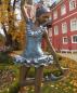 Preview: Tanzende Ballerian Frau Gartenfigur aus Bronze