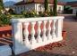 Preview: Balustrade Weißbeton 92cm hoch 125cm lang mit 5 Baluster Säulen