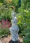 Preview: Gartenfigur Frau auf Stein