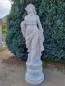 Preview: Gartenstatue Frau mit Blumenranke mit zusätzlichem Sockelpostament