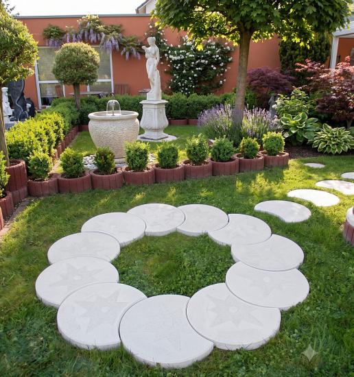 Baumring Platten Gartenweg Trittstein 49cm Trittplatten Weißbeton Betonplatten