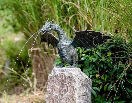 Bronzedrachenvogel 55cm mit Granit Findling Sockel