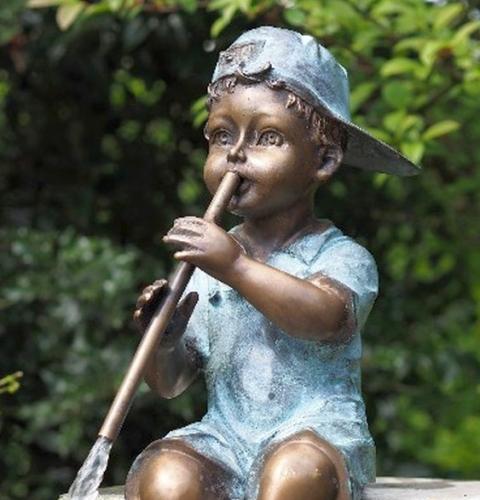 Flötenspieler Junge Bronze Figur Gartendeko