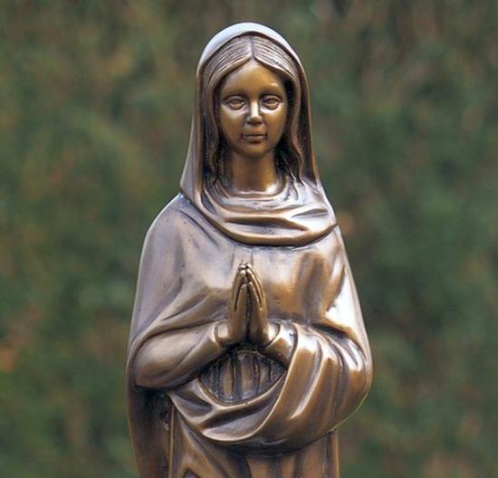 Bronzestatue Jungfrau Maria – Patinierte Reliquie für Garten
