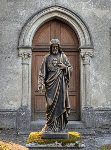 Herz Jesus Figur