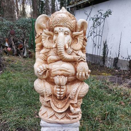 Ganesha Elefant in Farbe ocker