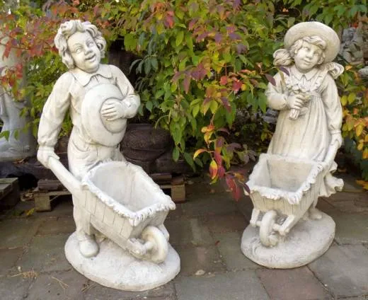 BAD-1531 und BAD-1529 Set Gartenfigur Mädchen und Junge mit bepflanzbarer Schubkarre als Gartendeko Steinfiguren 92cm 182kg