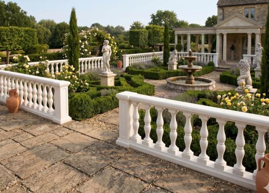 Balustrade Weißbeton 92cm hoch 125cm lang mit 5 Baluster Säulen keinen Pfeiler