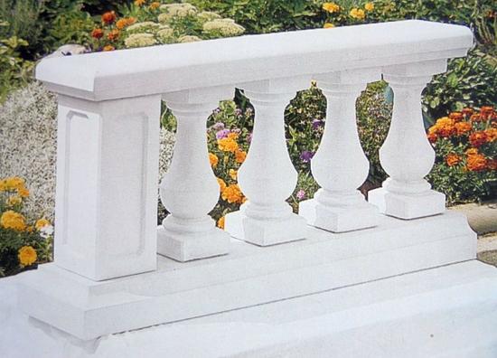Balustrade Weißbeton 62cm hoch 125cm lang mit 5 Baluster Säulen keinen Pfeiler KP01004