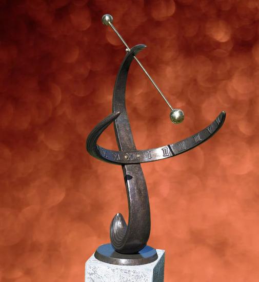 Kleine Sonnenuhr Wave aus Bronze