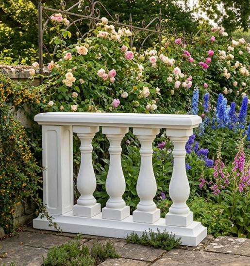 Balustrade Weißbeton 92cm hoch 125cm lang mit 5 Baluster Säulen ohne Pfeiler