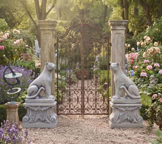 Panther Raubtier Katzen Leopard Figuren Gartendekoration Skulpturen mit Sockel