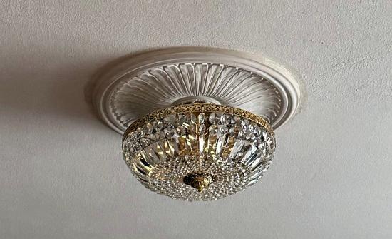 Decken Rosette aus Gips Stuck