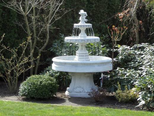 Gartenbrunnen modernes Design