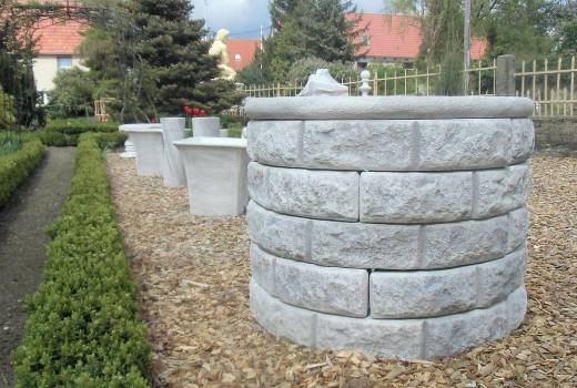 Garten Steinbrunnen aus Beton Ringe