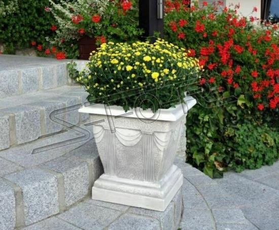 Beton Pflanzgefäß