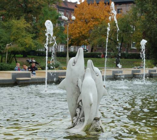 Delfine Steinkunst Figur