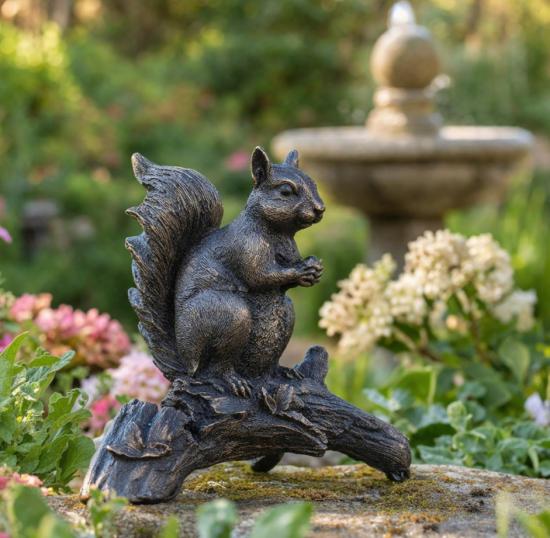 Kleines-Eichhörnchen-Bronze