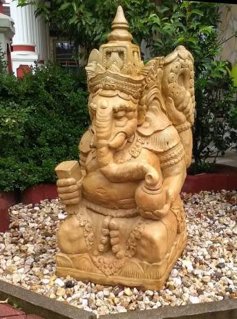 Ganesha Steinfigur ocker Farben
