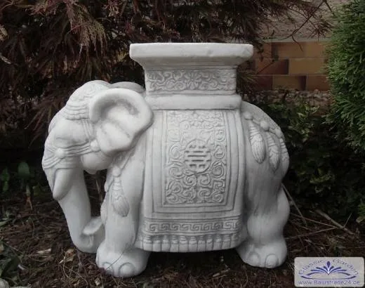 Dekofigur Elefant aus Stein