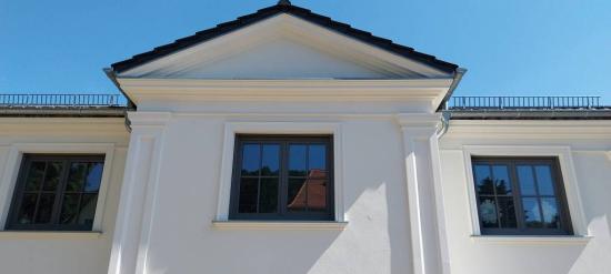Fassaden Wandspiegel Wandsäulen Pilaster verschiedene Breiten