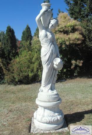 Skulptur Frau mit 2 Wasserkrügen