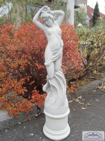 Skulptur einer erotischen Gartenfigur