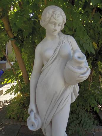 Gartendeko Steinfigur Frau