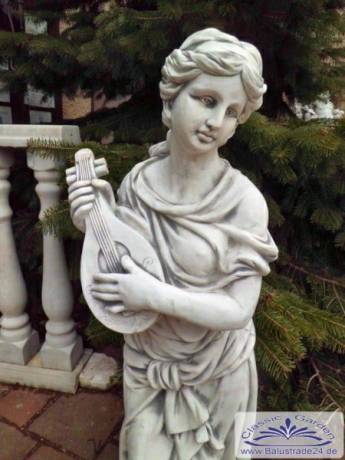 Figur einer Frau musizierend mit Mandoline Gartenfigur Steinfigur Weißbeton Steinguss 117cm 102kg BAD-7150