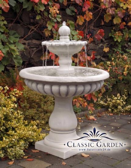 Gartenbrunnen mit 2 Wasserschalen und Kugel aus Weißbeton