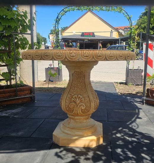 Gartentisch ocker farbig Betontisch runde 95cm oder 107cm ⌀ Tischplatte Steinmöbel