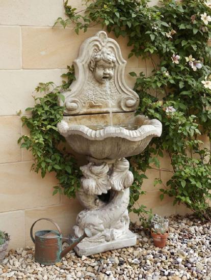 Wandbrunnen Steinguss mit Fischmotiven Putten Wasserspeier Kopf 125cm 105kg