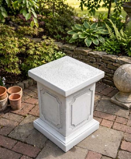 Sockel für Figuren Pflanzgefäß Vasen Amphoren Beton Postament 50cm