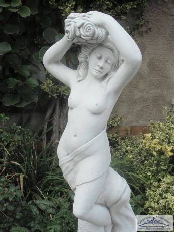 erotisches Blumenmädchen steinguss figur