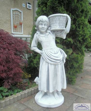 Mädchen Gartendeko Figur