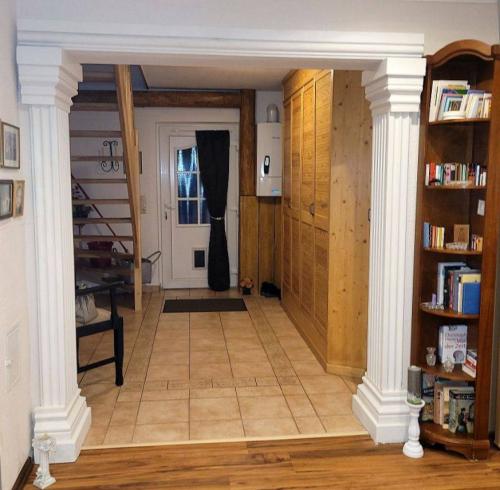 Styroporsäule 25cm lang eckig kanneliert U-Halbschale Leichtbau Säulenverkleidungen ESA25K