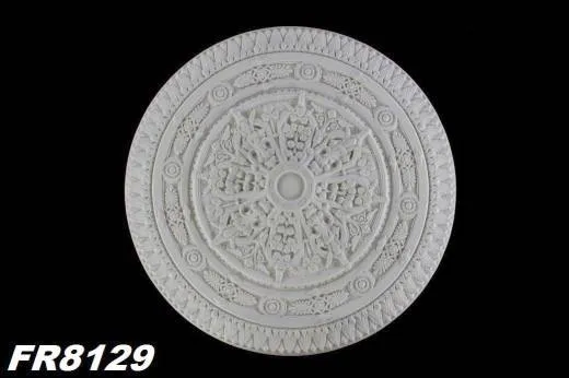 FR8129 Filigrane Zierstuck Deckenrosette aus Polyurethan Hartschaum mit weißer Oberfläche 97cm