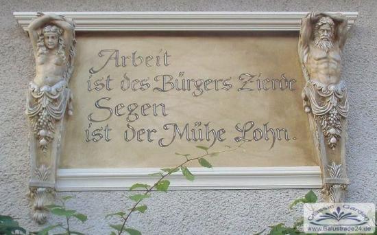 Wandkonsolen Karyatiden Wandfiguren Balkonstützen Kaminumrandung Balkonwinkel Skulpturen Galionsfiguren Fassadenstuck