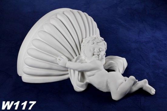 Engel mit Schale als Wandleuchte