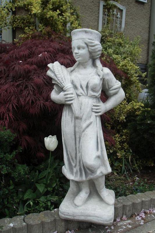Gartenfigur aus Vierjahreszeiten II Sommer 75cm 40kg Skulptur Steinfigur Figur S300