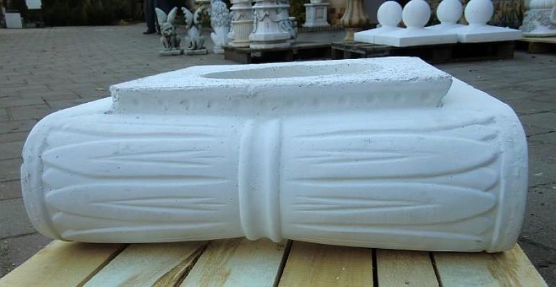 beton säulen kapitell ionisch