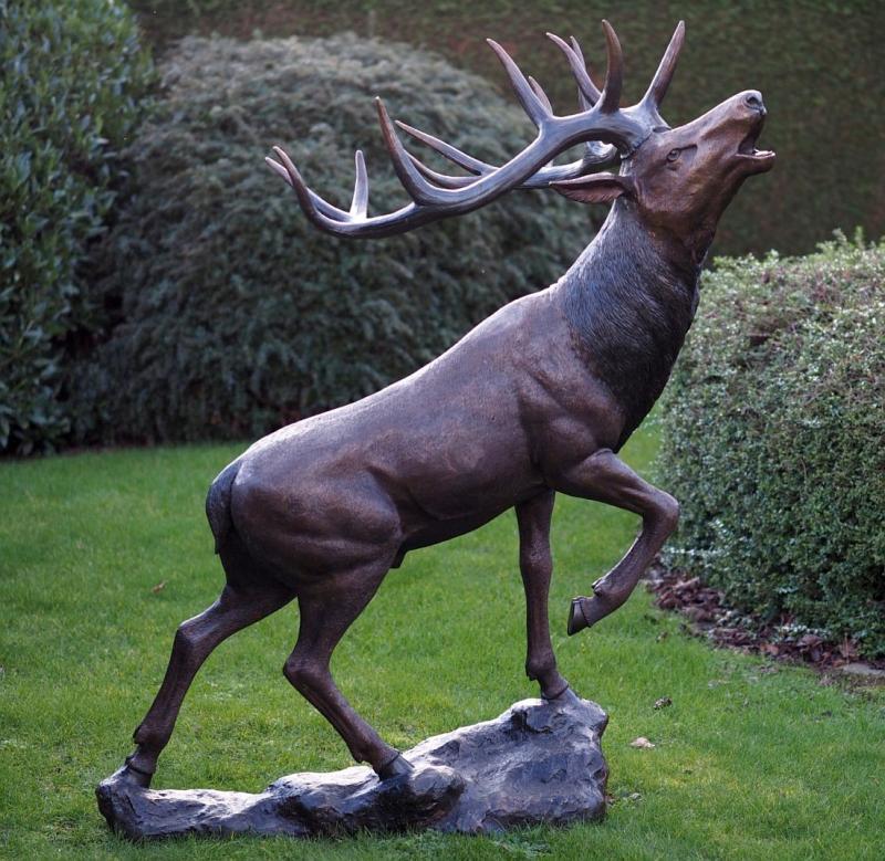 Bronze Garten Figur brüllender Hirsch