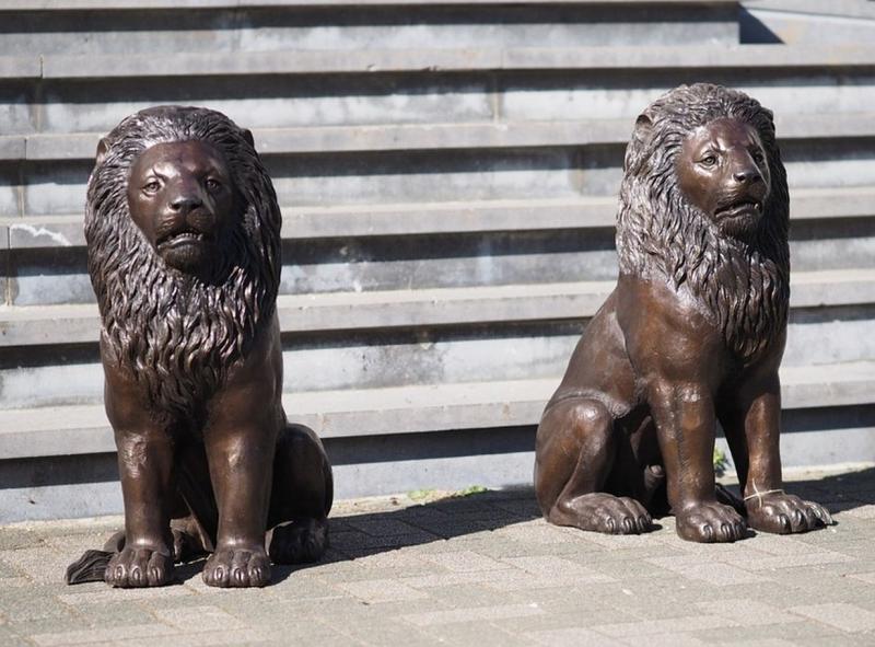 Bronze Löwen Figuren SET