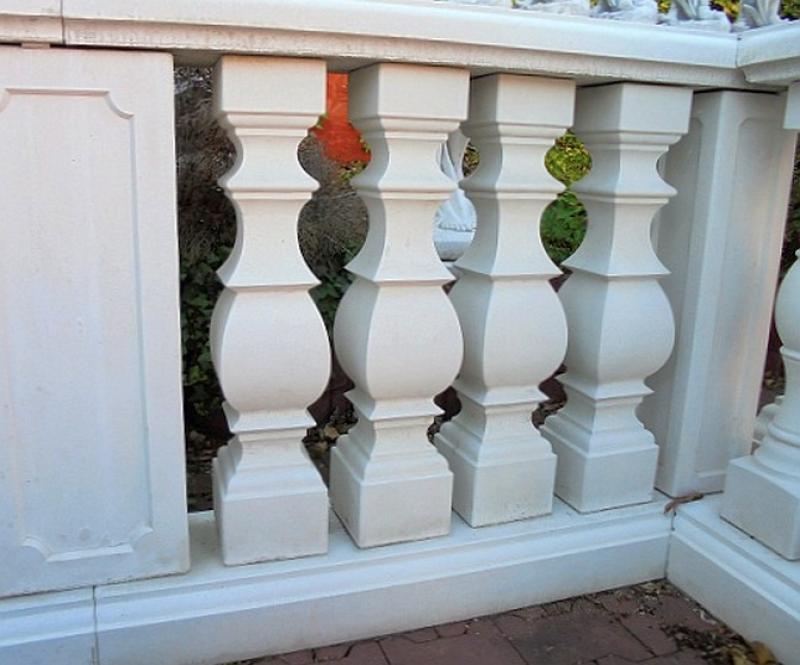 Vierkant Balustraden Weißbeton 92cm hoch 125cm lang mit 5 Baluster Säulen keinen Pfeiler KP01010