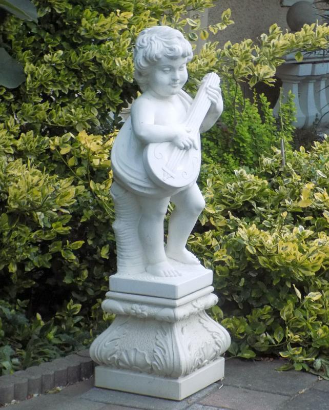 Sonderanfertigung Gartenfigur mit Sockel