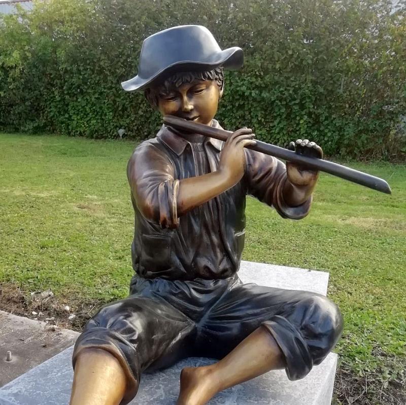 Bronze Figur Flöten Spieler Junge