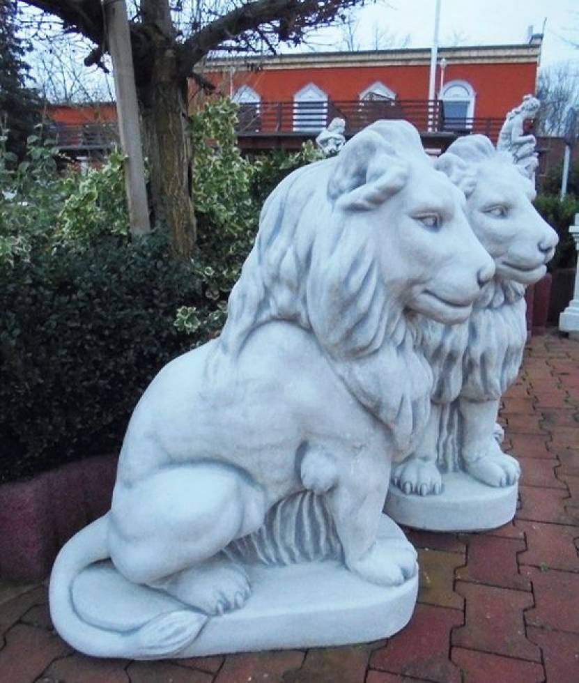 Löwen Gartenfiguren Max