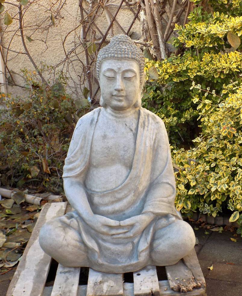 Buddha Steinfiguren Beton Naturfarben