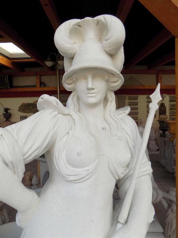 Römische Steinfiguren Centurio und Minerva – Feldherr und Feldherrin als Skulpturen-​Set