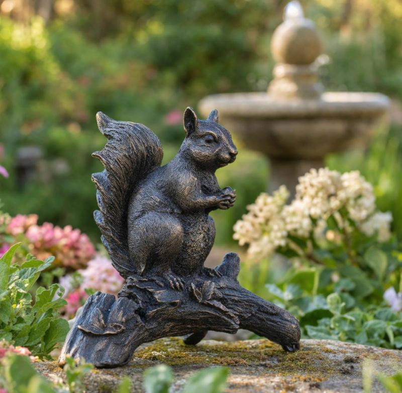 Kleines-Eichhörnchen-Bronze